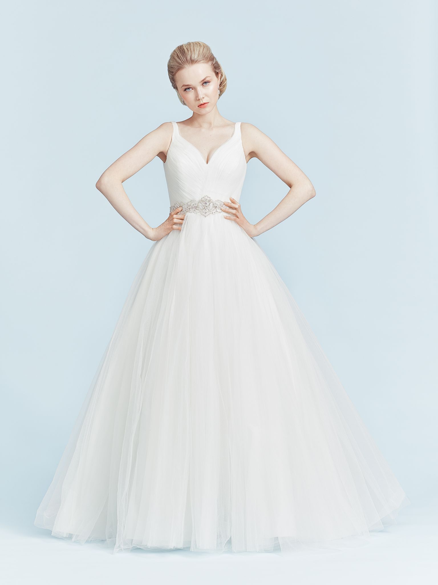 319 Victoria Vincent Brautmode Brautkleid Kollektion 2019 V7752 Jutta