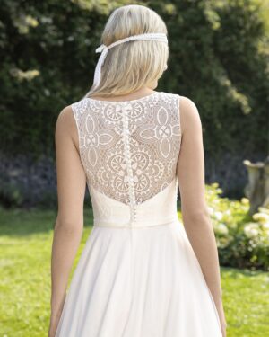 214-Kleemeier-Valerie-Brautmode-Brautkleid-Kollektion-2019-13350-HOLMA-MIT-SCHLEPPE-RUECKEN