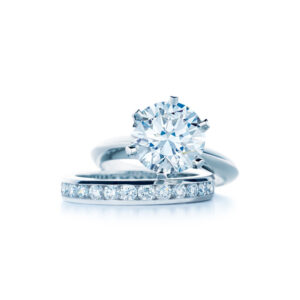 0203-Tiffany-Diamantschmuck-Kollektion-2018-Verlobungsring-The-Tiffany-Setting-Diamond-Ring