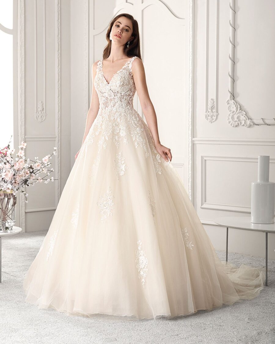 101-Demetrios-Brautmoden-Brautkleid-Kollektion-2019-Demetrios-Collection-813