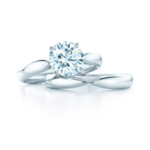 1303-Tiffany-Diamantschmuck-Kollektion-2018-Trauring-Tiffany-Harmony-Diamond-Ring