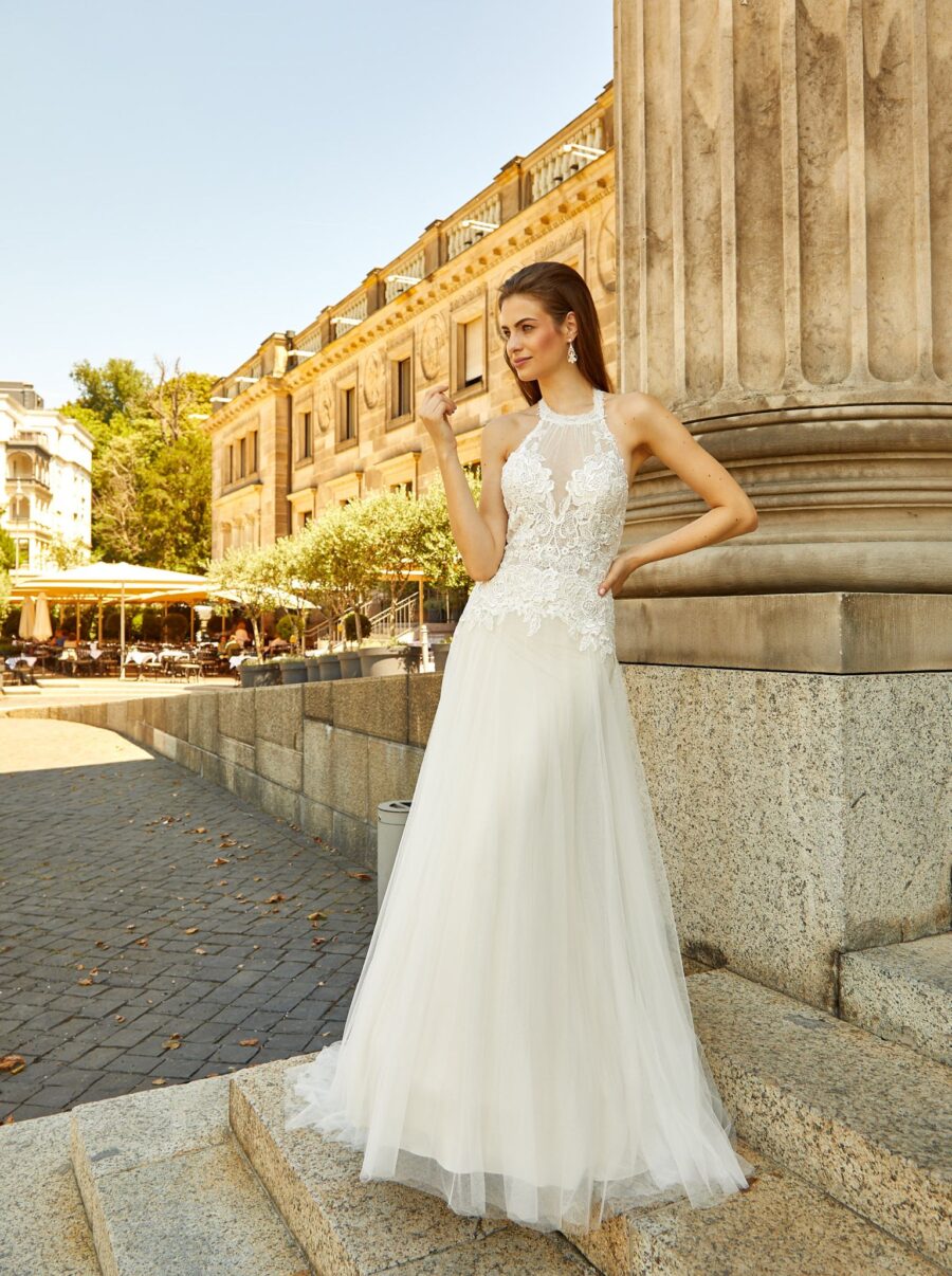 238 Euro Mode Donner Brautmoden Brautkleider Kollektion 2019 Novabella 30325 81102NB