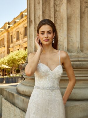 270 Euro Mode Donner Brautmoden Brautkleider Kollektion 2019 Novabella 30338 81474NB 4