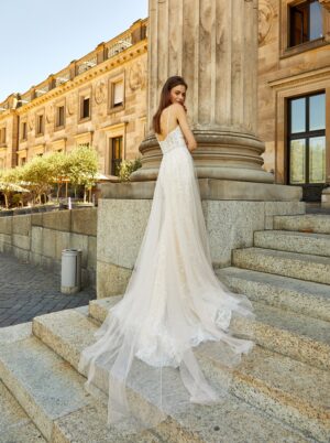 271 Euro Mode Donner Brautmoden Brautkleider Kollektion 2019 Novabella 30338 81474NB 5