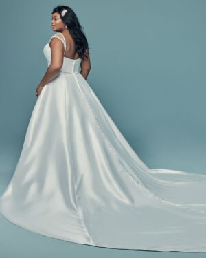 023 Maggie Sottero Brautmode Brautkleid Kollektion 2018 Maggie Sottero Benicia 8MC718 Curve Back
