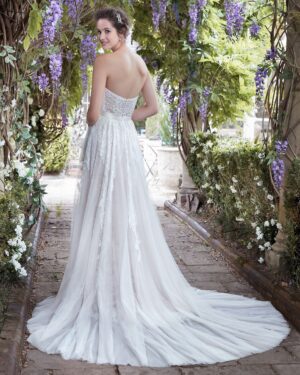 107 Rebecca Ingram Brautmode Brautkleid Kollektion 2017 Rebecca Ingram Octavia 7RC907 Back1