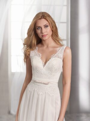 202 Fara Sposa Brautmoden Brautkleid Kollektion 2019 5400 2