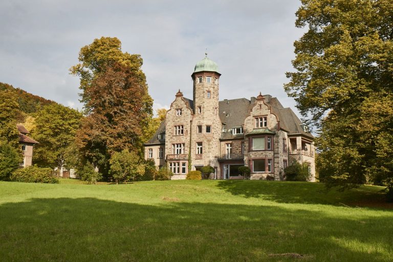 01 01 Relais Chateaux Hotels 2019 Hotel Hohenhaus Aussenansicht