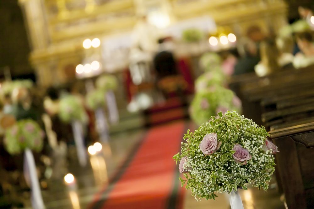 04 HOCHZEITde Ratgeber Vor der Hochzeit Kirchliche Trauung iStock 496649731 2019 05