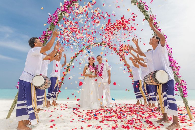 402 LUX Resorts Hotels Flitterwochen Honeymoon 2019 North Male Atoll Wedding Arrangement