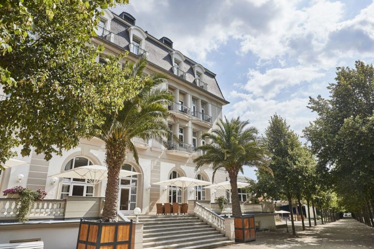 03 01 Steigenberger Hotel Spa Bad Pyrmont Hochzeitslocation 2019 44491 SHR BadPyrmont Exterior 8