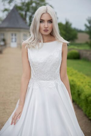 227 Fashion Queen AnnAngelex Brautmoden Brautkleider Kollektion 2020 B2064 Blandina 4