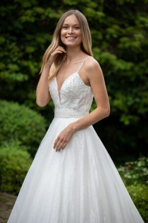326 Fashion Queen MissGermany Brautmoden Brautkleider Kollektion 2020 MGB51 Coletta 4
