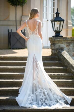 330 Fashion Queen MissGermany Brautmoden Brautkleider Kollektion 2020 MGB52 Crystal 3