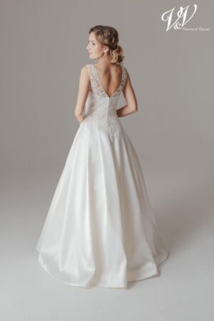 27 Victoria Vincent Brautmoden Brautkleider Kollektion 2020 V8725 Kati2