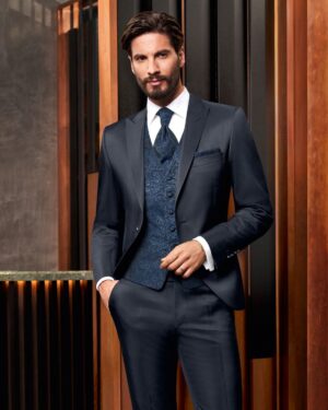 Prestige 2020 Look 2