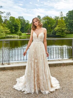 DE LUXE by Lisa Donetti