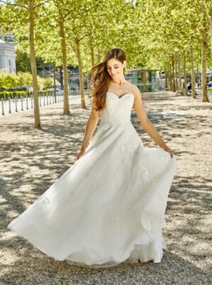 DE LUXE by Lisa Donetti