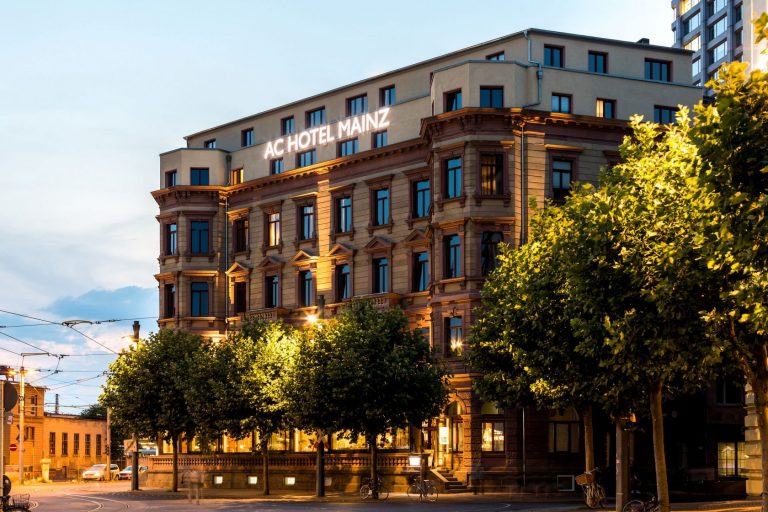 29 01 AC Hotels Marriott Mainz Hochzeitslocation Restaurant 2020 Hochzeitsfeier