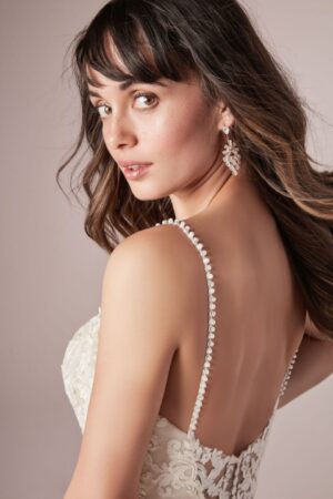 025 Rebecca Ingram Brautmoden Brautkleider Kollektion 2020 Rebecca Ingram Poppy 20RN222 Alt2 Uncropped