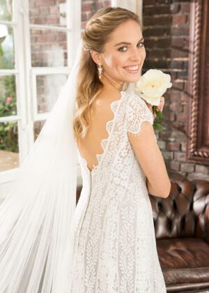 106 Weise Brautmoden Brautkleider Kollektion 2020 337312 Schleier