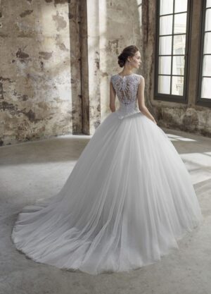 117 The Sposa Group Miss Kelly Brautmoden Brautkleider Kollektion 2020 201 22 0567