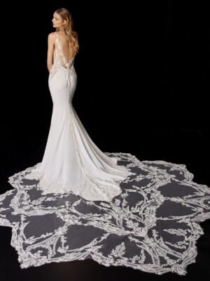 1 056 Enzoani Brautmoden Brautkleider Kollektion 2021 Enzoani 2021 Pro Piper Bac Web