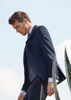 02-Digel-Hochzeitsanzug-Braeutigam-Kollektion-2020-DIGEL_CEREMONY_SS20_LOOK01-3
