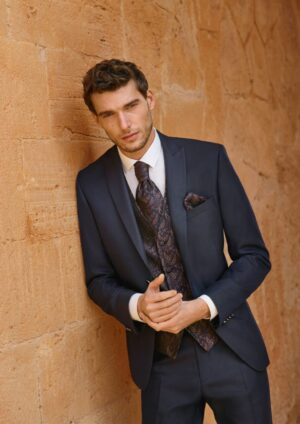 LOOK 08_SUIT REMI