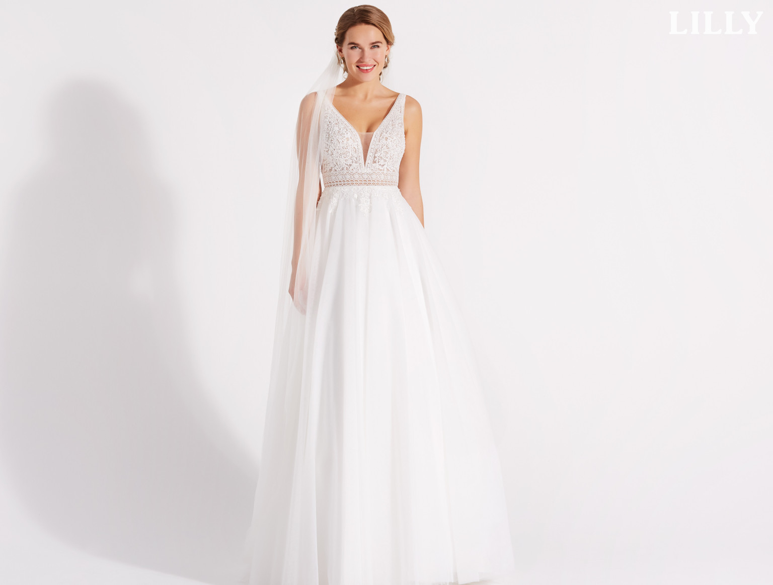 01 LILLY Brautkleider Kollektion Lilly 2023 08 4116 CRT