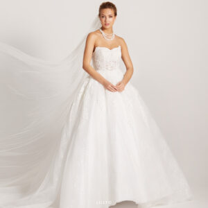 LILLY Brautkleider