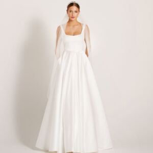 LILLY Brautkleider