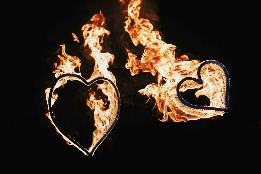 406 HOCHZEITde Ideen Ratgeber Serviceanbieter Hochzeits Feuer Show iStock 1210957124 2020 11